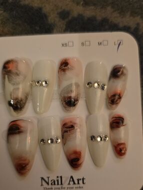 Nail Art  Press-On  in Cream with Brown & Black Marble Accents Size L Set Of 10
